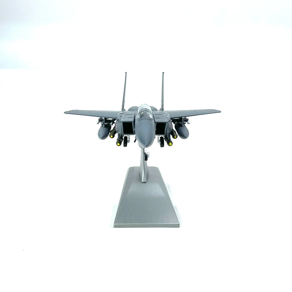 1/100 Scale USAF F-15E Eagle Fighter Airplane Model - Image 5