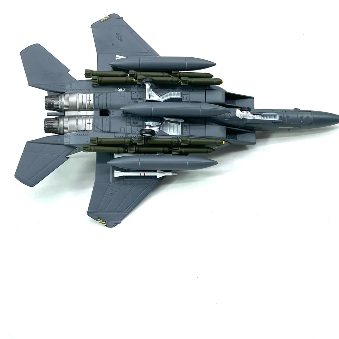 1/100 Scale USAF F-15E Eagle Fighter Airplane Model - Image 7