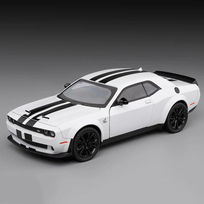 1:24 Challenger Redeye Hellcat Super Muscle Sports Car Alloy Metal Diecast Car Model - Image 3