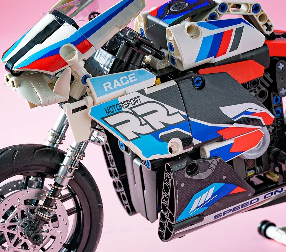 1920Pcs BMW M1000RR For Building Blocks Motorcycle Model - Image 7