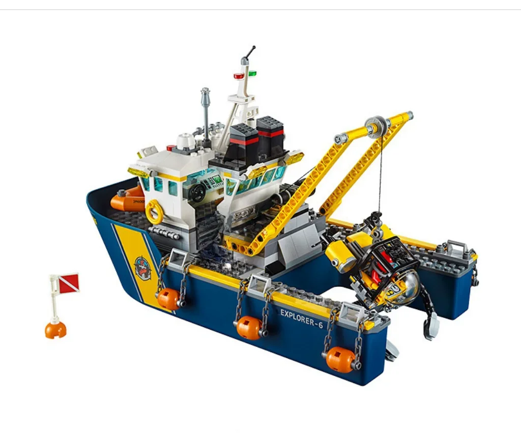 774pcs City Deep Sea Exploration Vessel Submarine Scuba Scooter Shipwreck Shark Building Block Toys Compatible With Model prese - Image 3