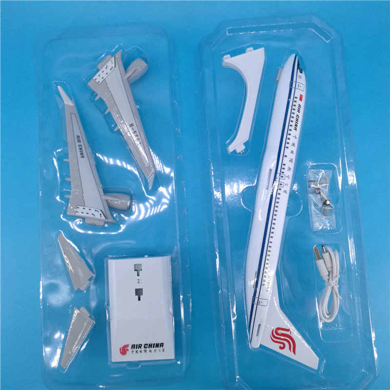Air China Airlines Boeing B737 Airplane Model (30CM) - Image 20