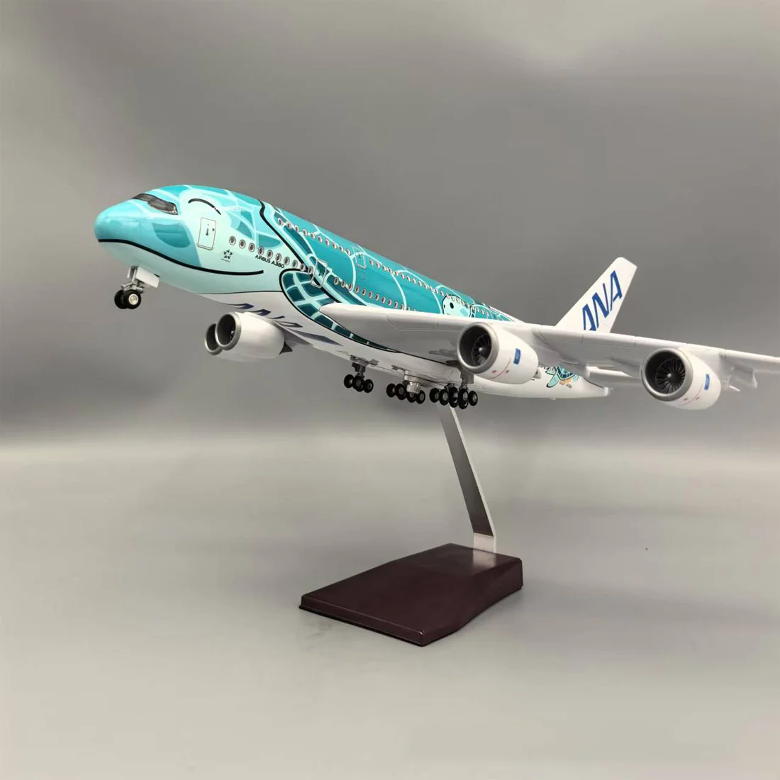 Air Japan ANA Green Sea Turtle Airbus A380 Airplane Model (1/160 Scale) - Image 6