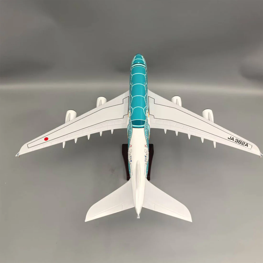 Air Japan ANA Green Sea Turtle Airbus A380 Airplane Model (1/160 Scale) - Image 8