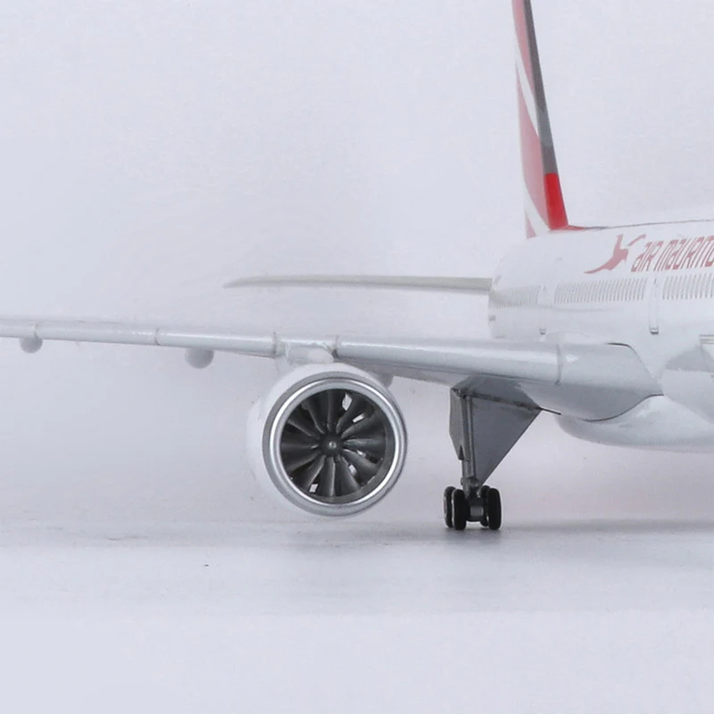 Air Mauritius Airbus A350 Airplane Model (1/142 Scale) - Image 12