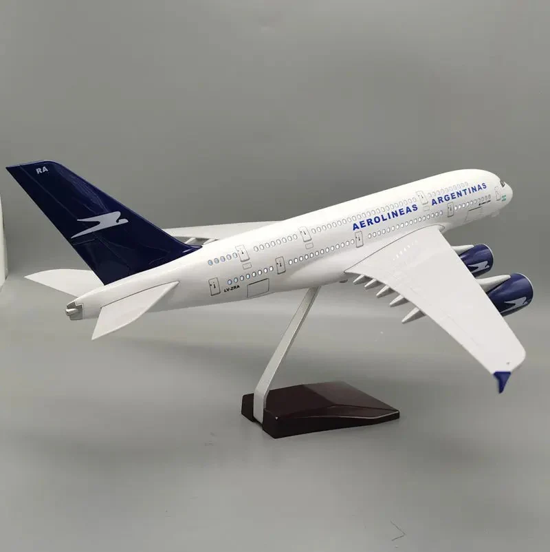 Argentine Airlines Airbus A380 Airplane Model (1/160 Scale) - Image 3