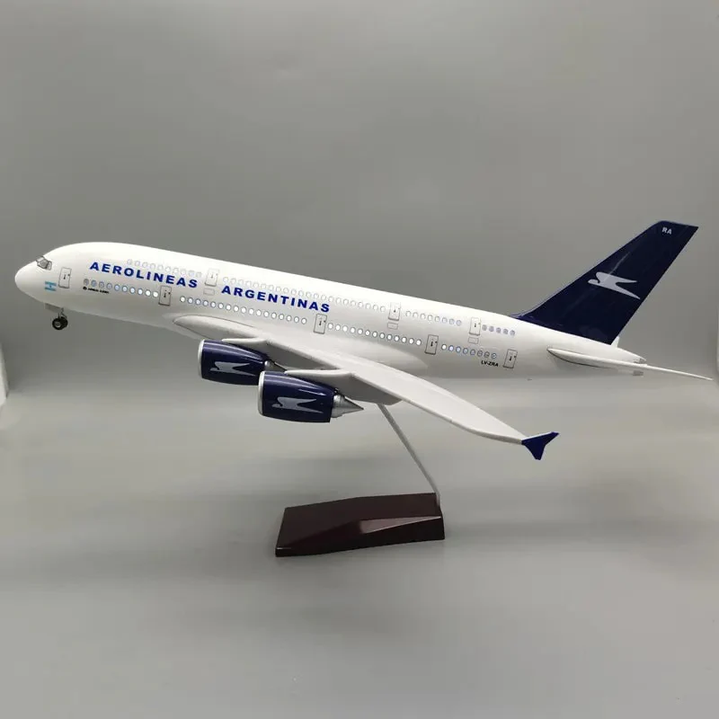 Argentine Airlines Airbus A380 Airplane Model (1/160 Scale) - Image 5