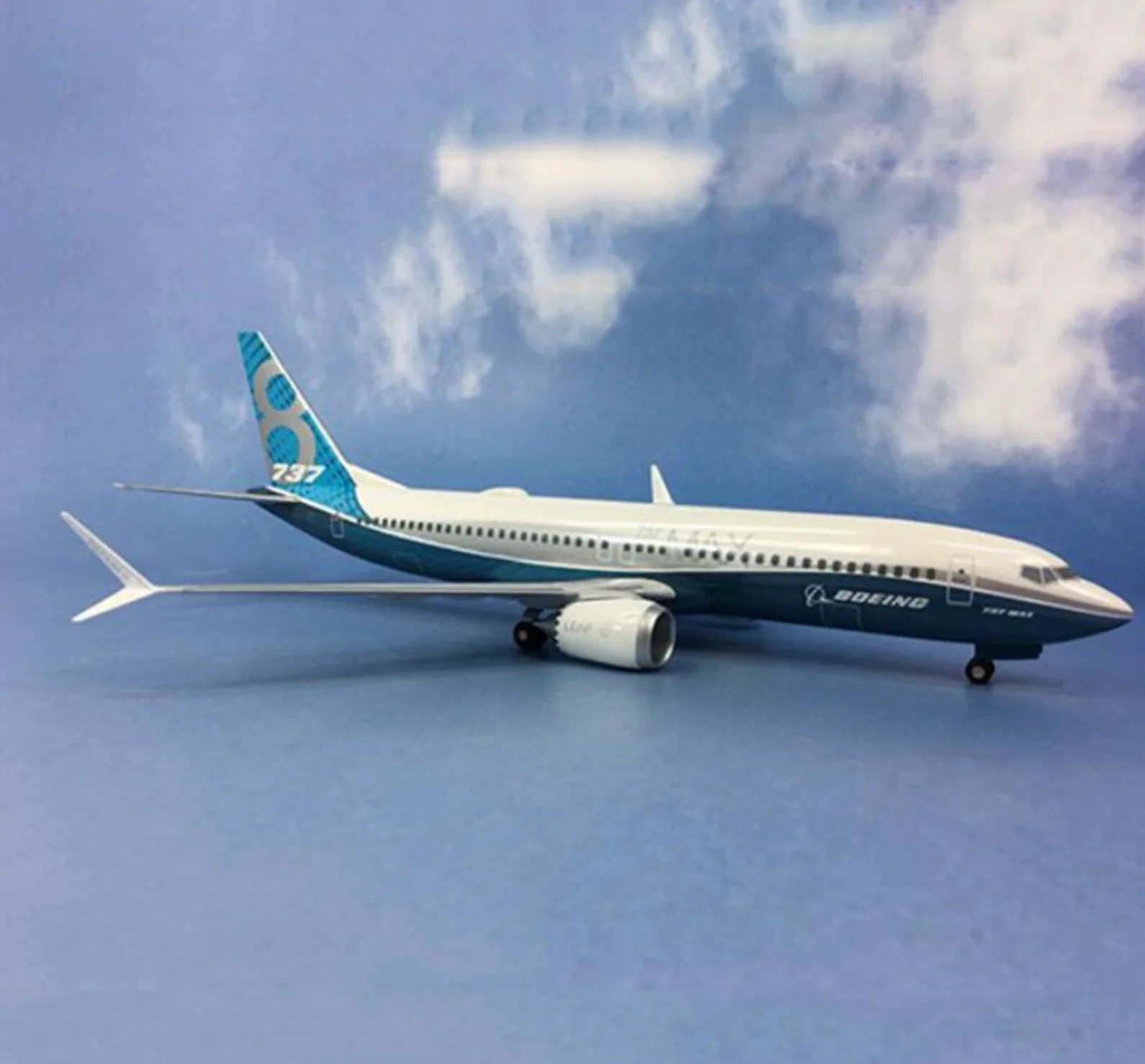 Boeing 737Max (737 Max) Original Livery Airplane Model (Special 31CM) - Image 3