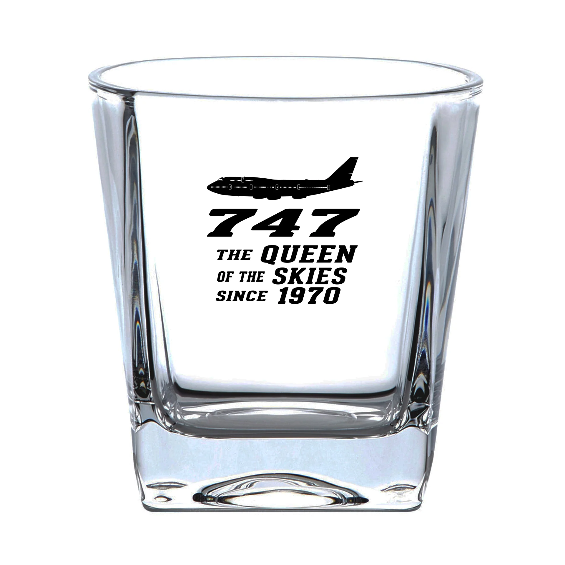 Boeing 747 - Queen of the Skies (2) Designed Whiskey Glass - Image 2