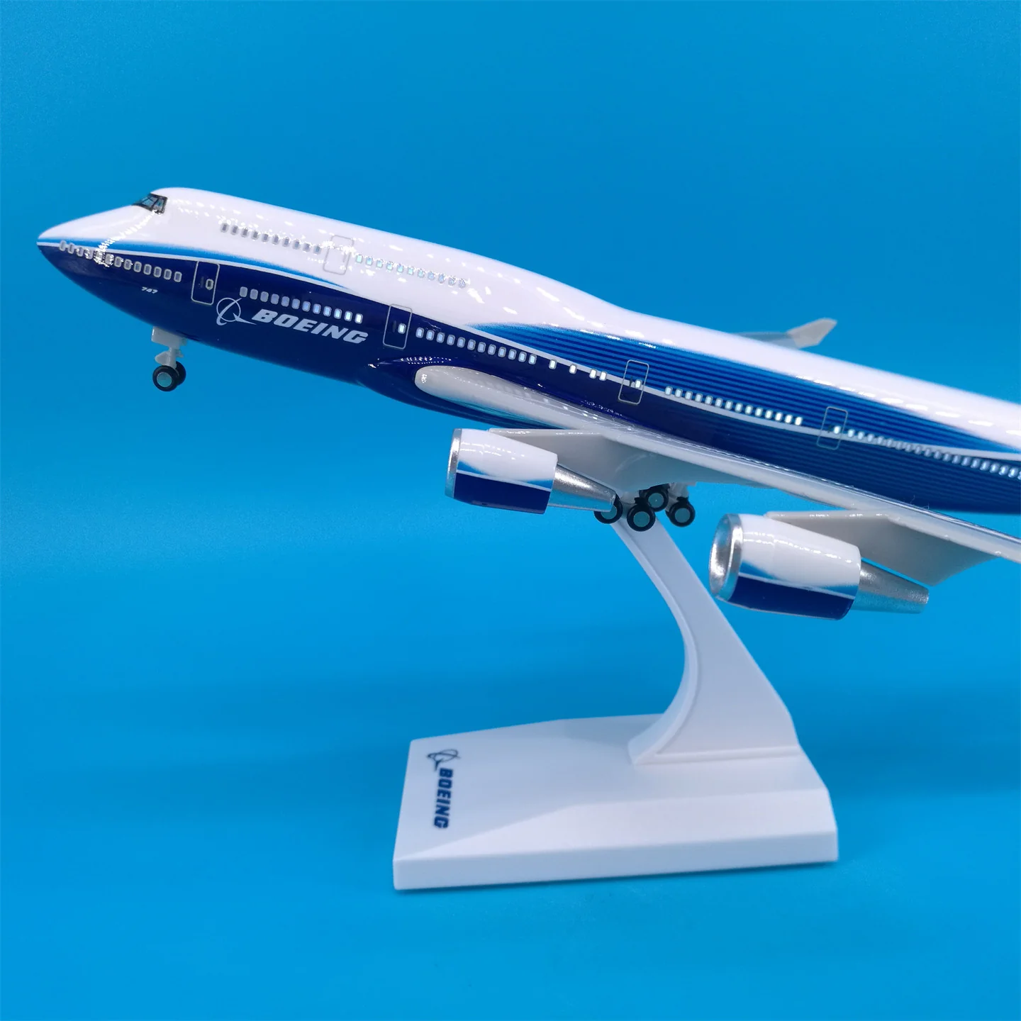 Boeing B747 Prototype Airplane Model (30CM) - Image 3