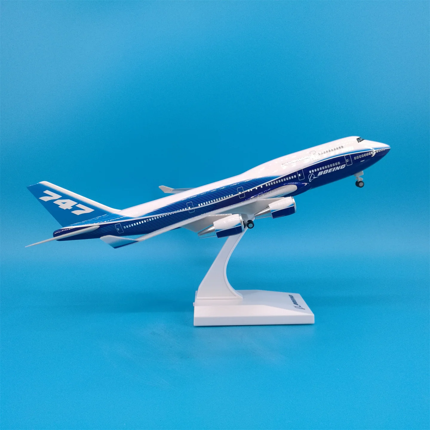 Boeing B747 Prototype Airplane Model (30CM) - Image 7