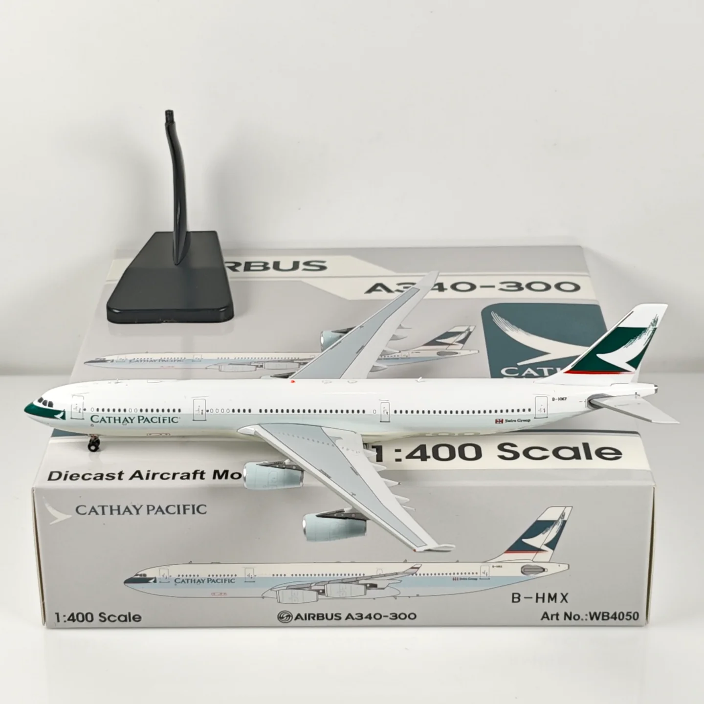 Cathay Pacific Airbus A340-300 B-HMX  Airplane Model 1/400 Scale - Image 3