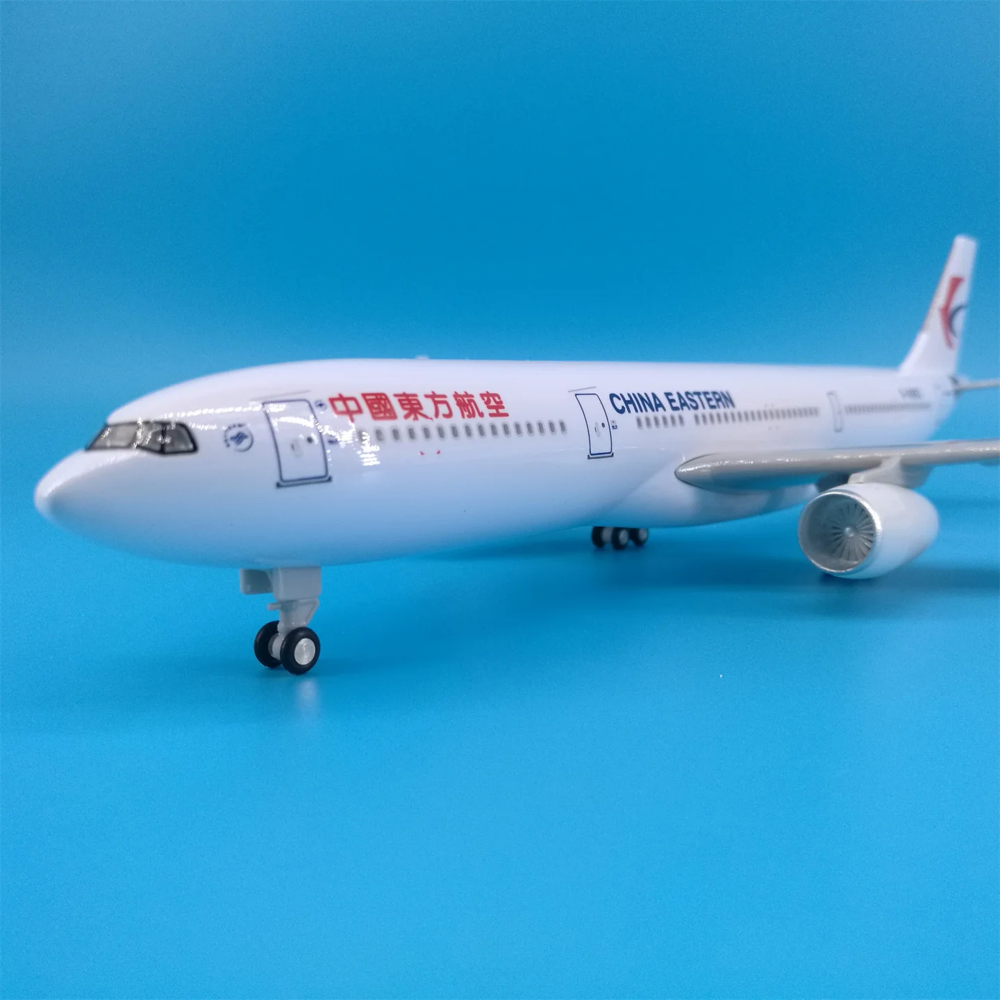 China Eastern Airlines Airbus A330 Airplane Model (1/200 Scale - 30CM) - Image 15