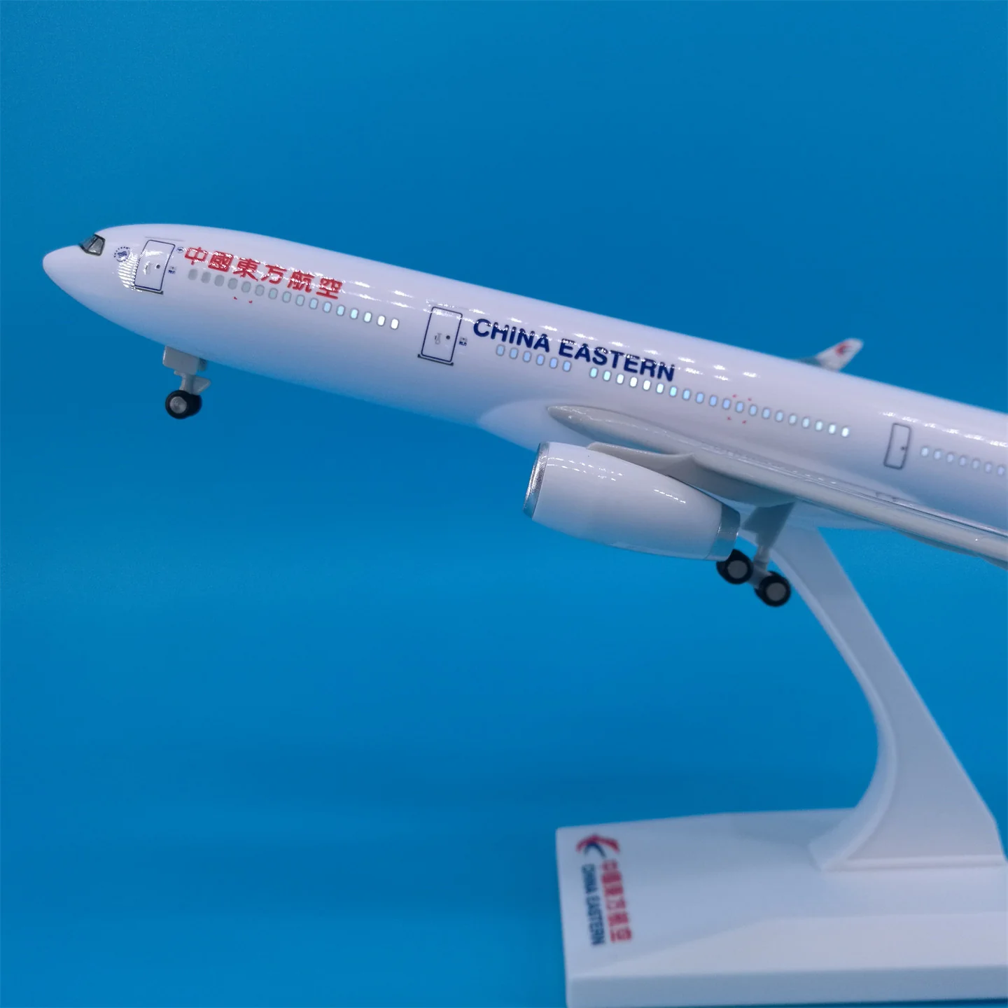 China Eastern Airlines Airbus A330 Airplane Model (1/200 Scale - 30CM) - Image 3
