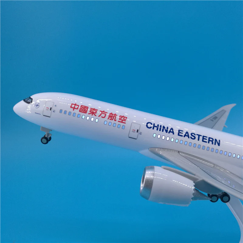China Eastern Airlines Boeing B787 Airplane Model (30CM) - Image 3