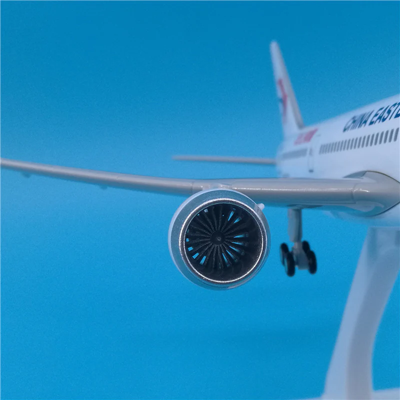 China Eastern Airlines Boeing B787 Airplane Model (30CM) - Image 7