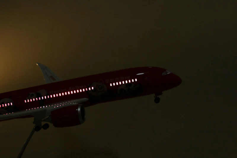 China Hainan Airline Boeing 787 Airplane Model (1/130 Scale) - Image 8