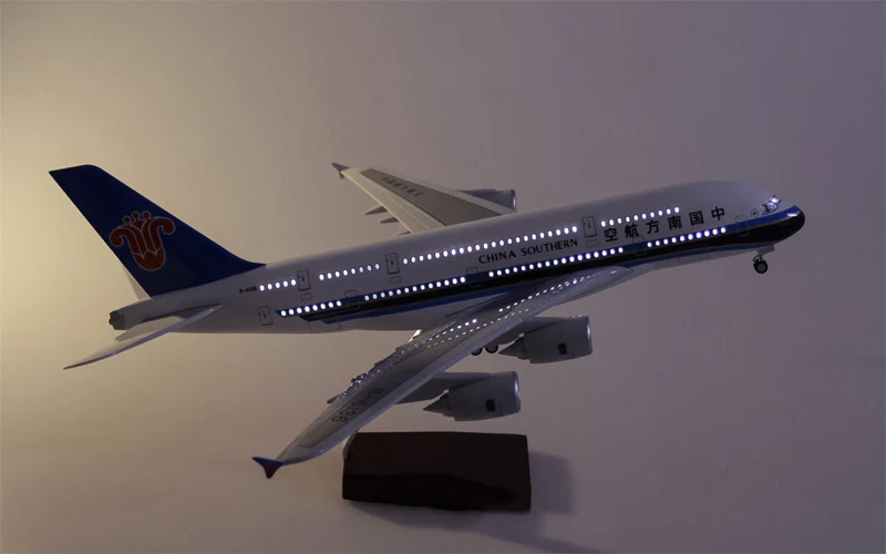 China Southern Airline Airbus A380 Airplane Model (1/142 Scale) - Image 8