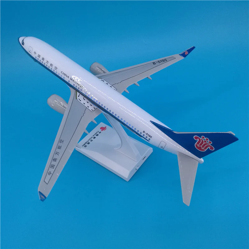 China Southern Airlines Boeing B737 Airplane Model (30CM) - Image 8