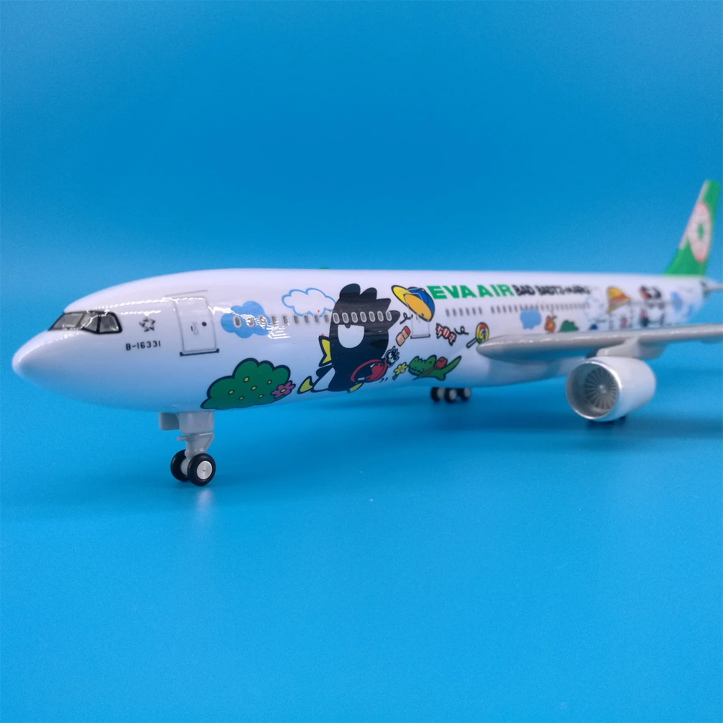 EVA Airways Airbus A330 Airplane Model (1/200 Scale - 30CM) - Image 10