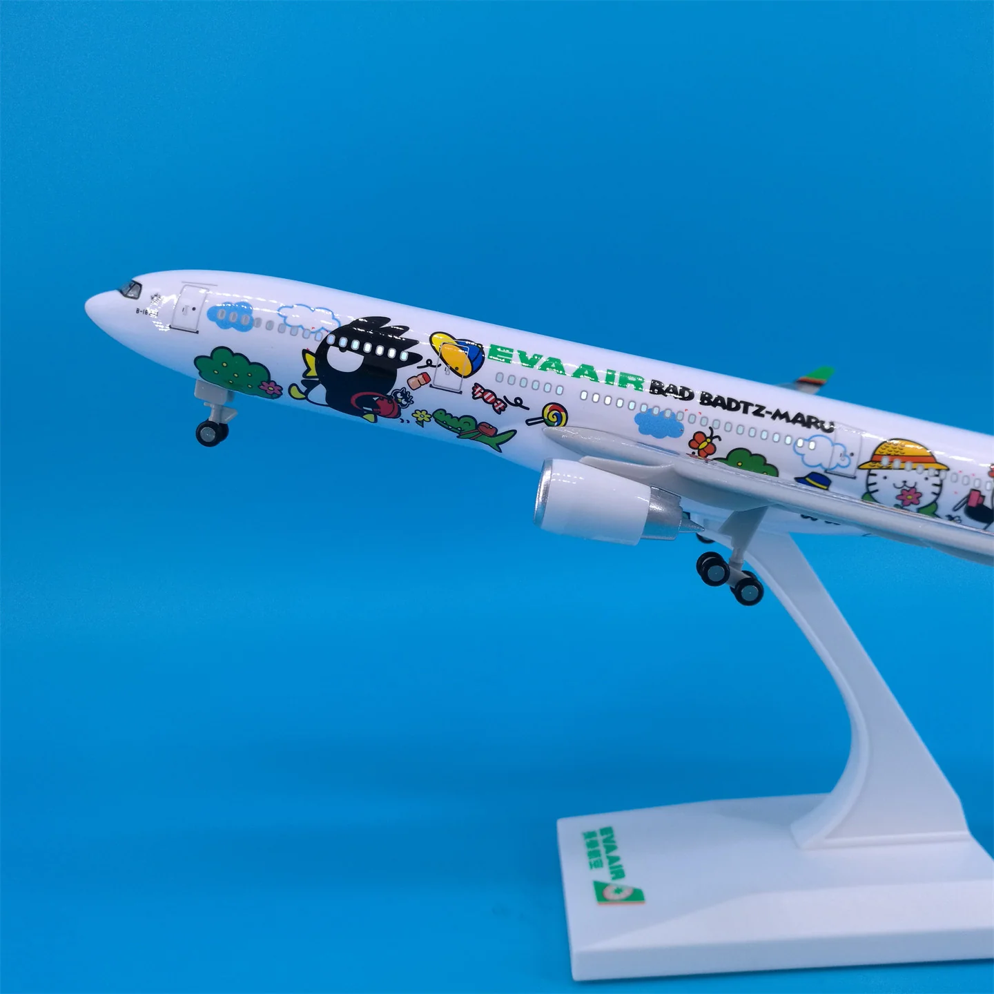 EVA Airways Airbus A330 Airplane Model (1/200 Scale - 30CM) - Image 3