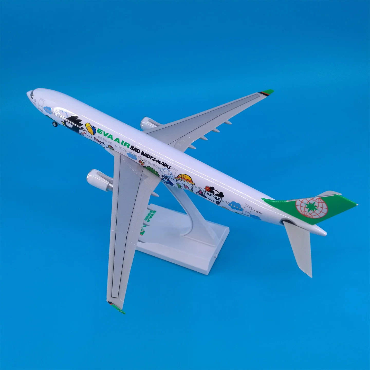 EVA Airways Airbus A330 Airplane Model (1/200 Scale - 30CM) - Image 8