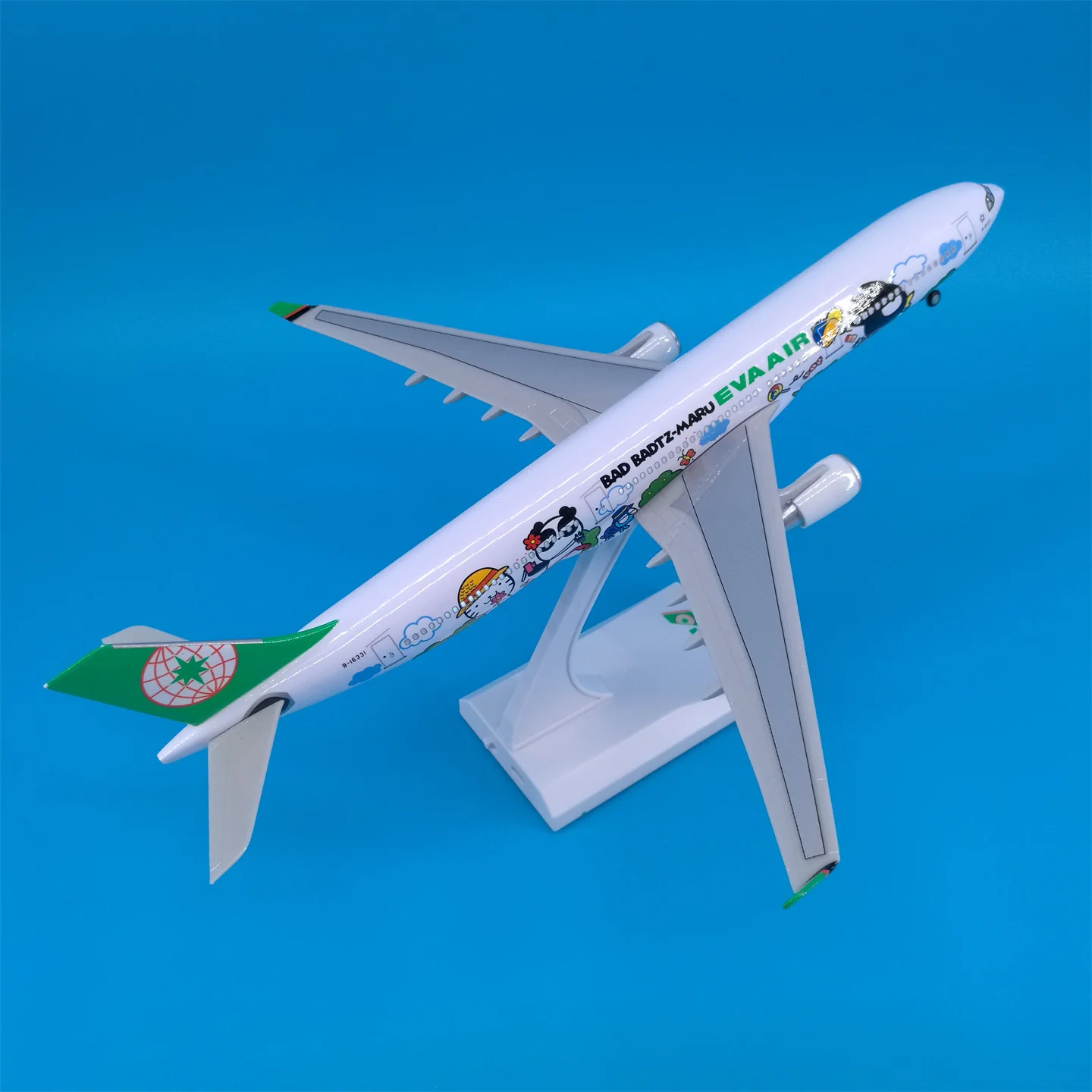 EVA Airways Airbus A330 Airplane Model (1/200 Scale - 30CM) - Image 9