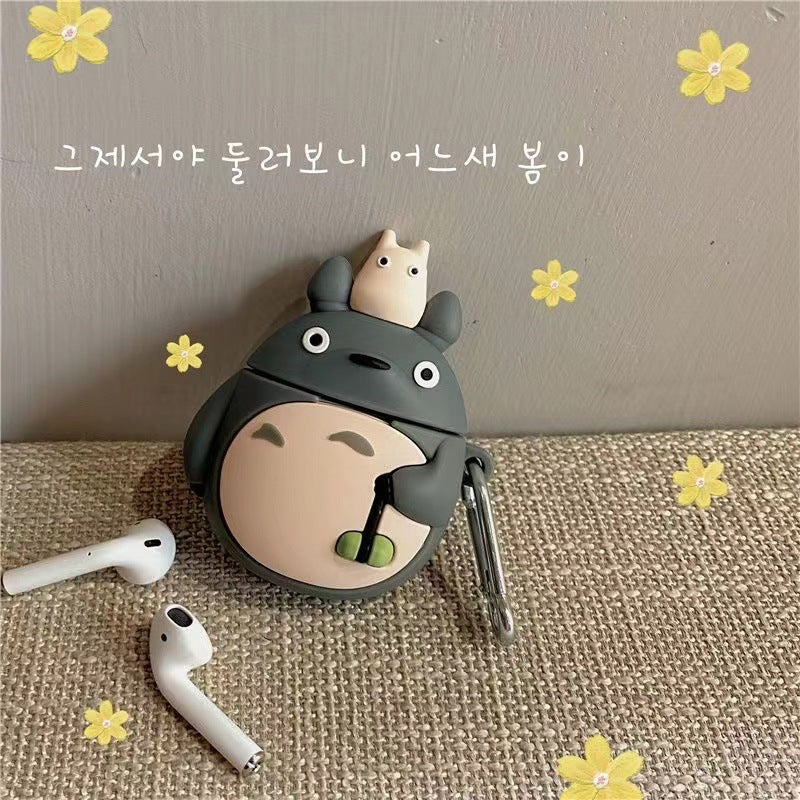 Giant Cat Designed AirPods Protective Cover: Cute Cartoon Silicone Soft Shell
