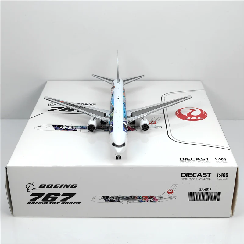 Japan Airlines Boeing B767-300ER JA615J Airplane Model (1:400 Scale) - Image 6