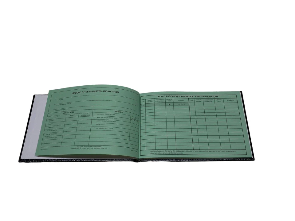 Jeppesen Professional Pilot Logbook - Image 4