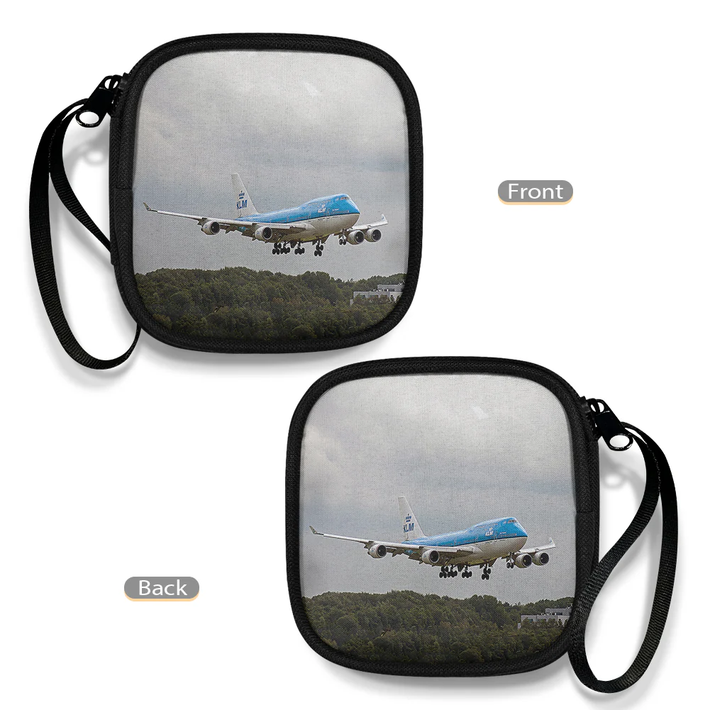 Landing KLM's Boeing 747 Designed Portable Headphone Bag - Image 4
