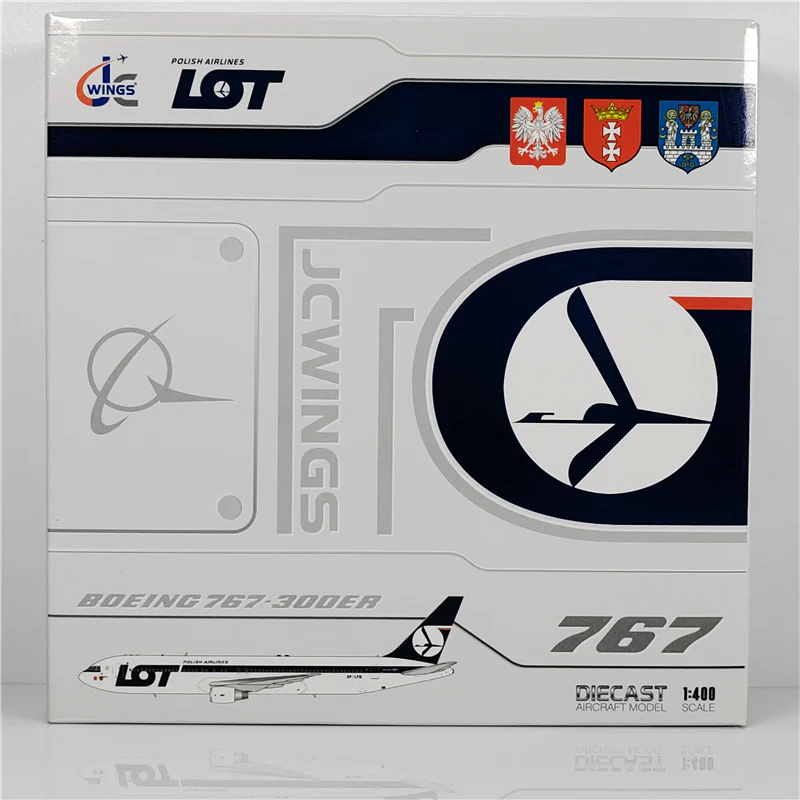 Polish Airlines Boeing 767-300ER SP-LPB Airplane Model (1:400 Scale) - Image 4