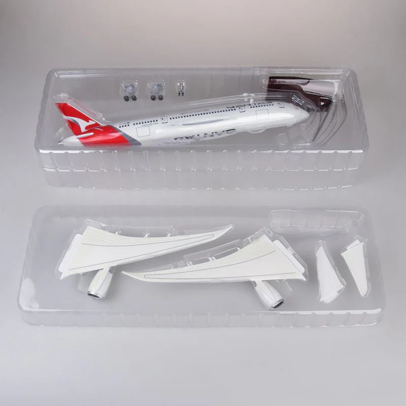 Qantas Airlines Airways Boeing 787 Airplane Model (1/130 Scale) - Image 13