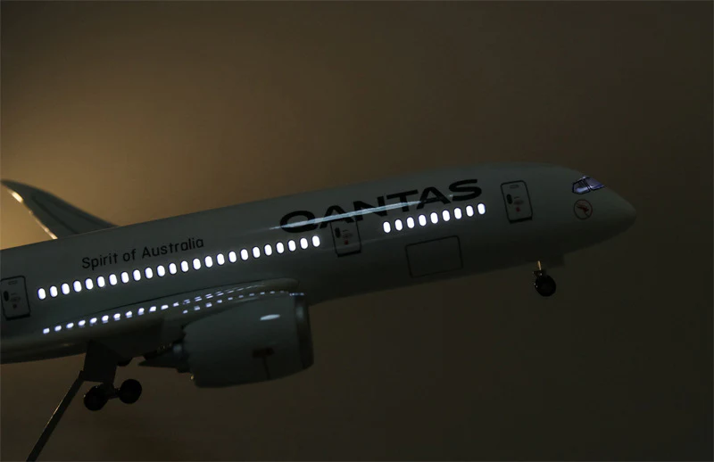 Qantas Airlines Airways Boeing 787 Airplane Model (1/130 Scale) - Image 15