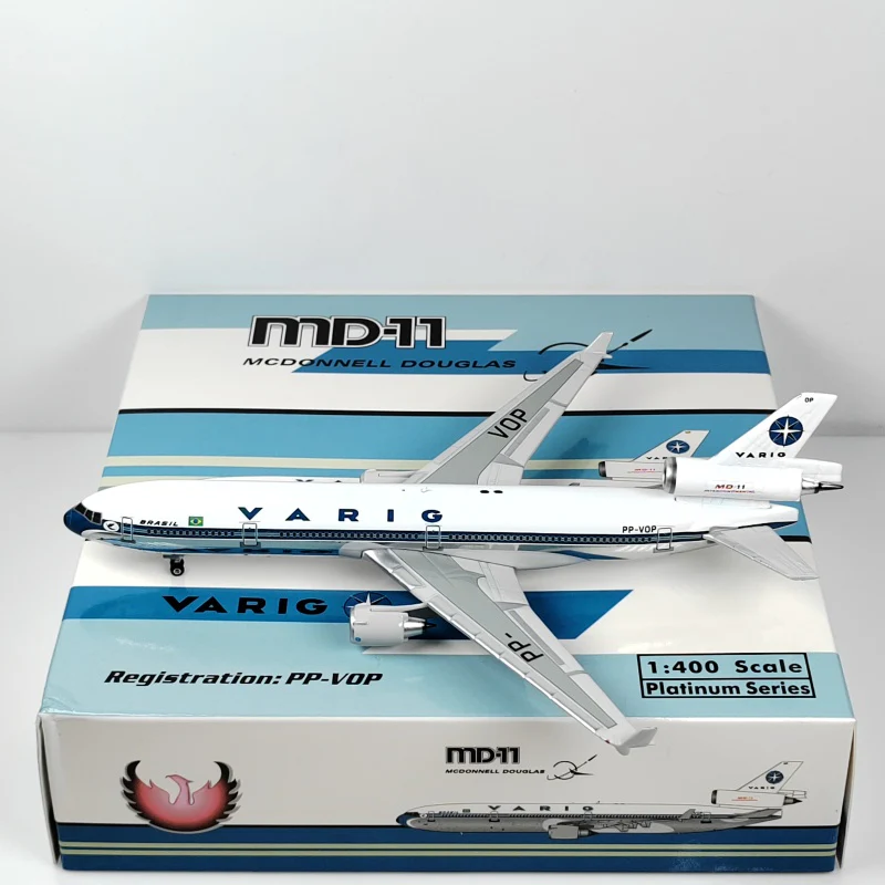 Rio Grande Airlines McDonnell DouglasANK MD-11 PP-VOP Airplane Model (1/400 Scale) - Image 5