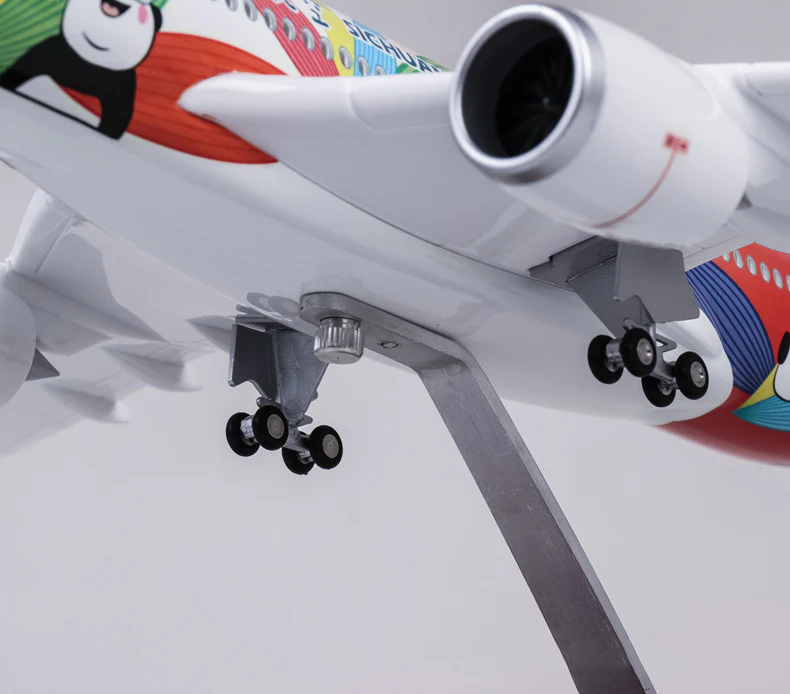 Sichuan Panda Airbus A350 Airplane Model (1/142 Scale) - Image 7
