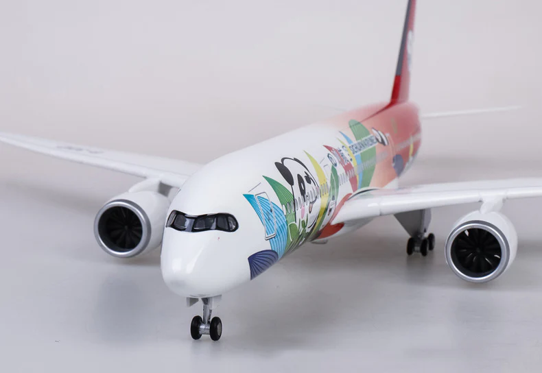 Sichuan Panda Airbus A350 Airplane Model (1/142 Scale) - Image 9
