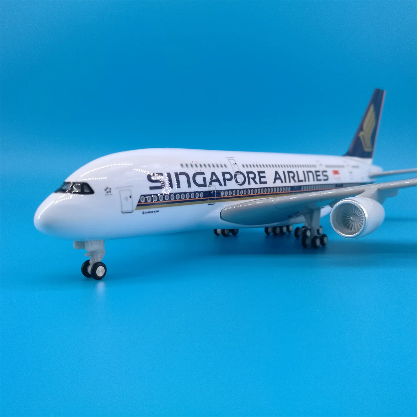 Singapore Airlines Airbus A380 Airplane Model (1/200 Scale - 30CM) - Image 3