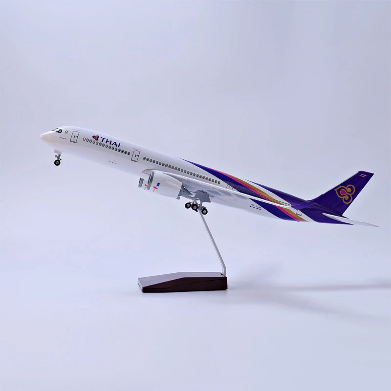 Thai Airways Airbus A350 Airplane Model (1/142 Scale) - Image 15