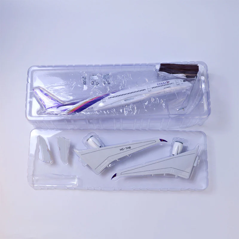 Thai Airways Airbus A350 Airplane Model (1/142 Scale) - Image 18