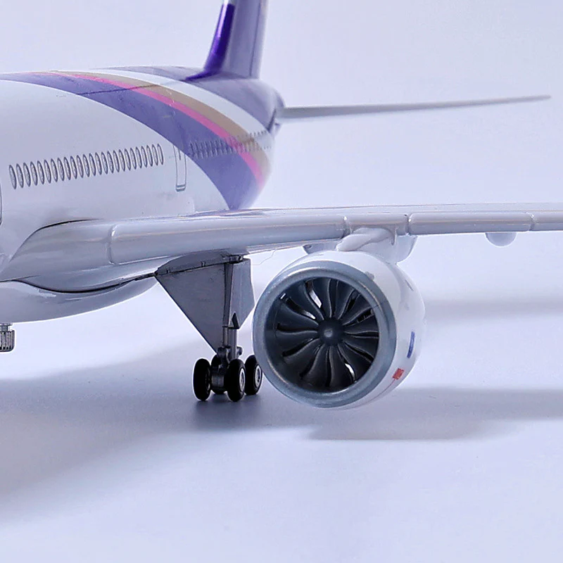 Thai Airways Airbus A350 Airplane Model (1/142 Scale) - Image 9