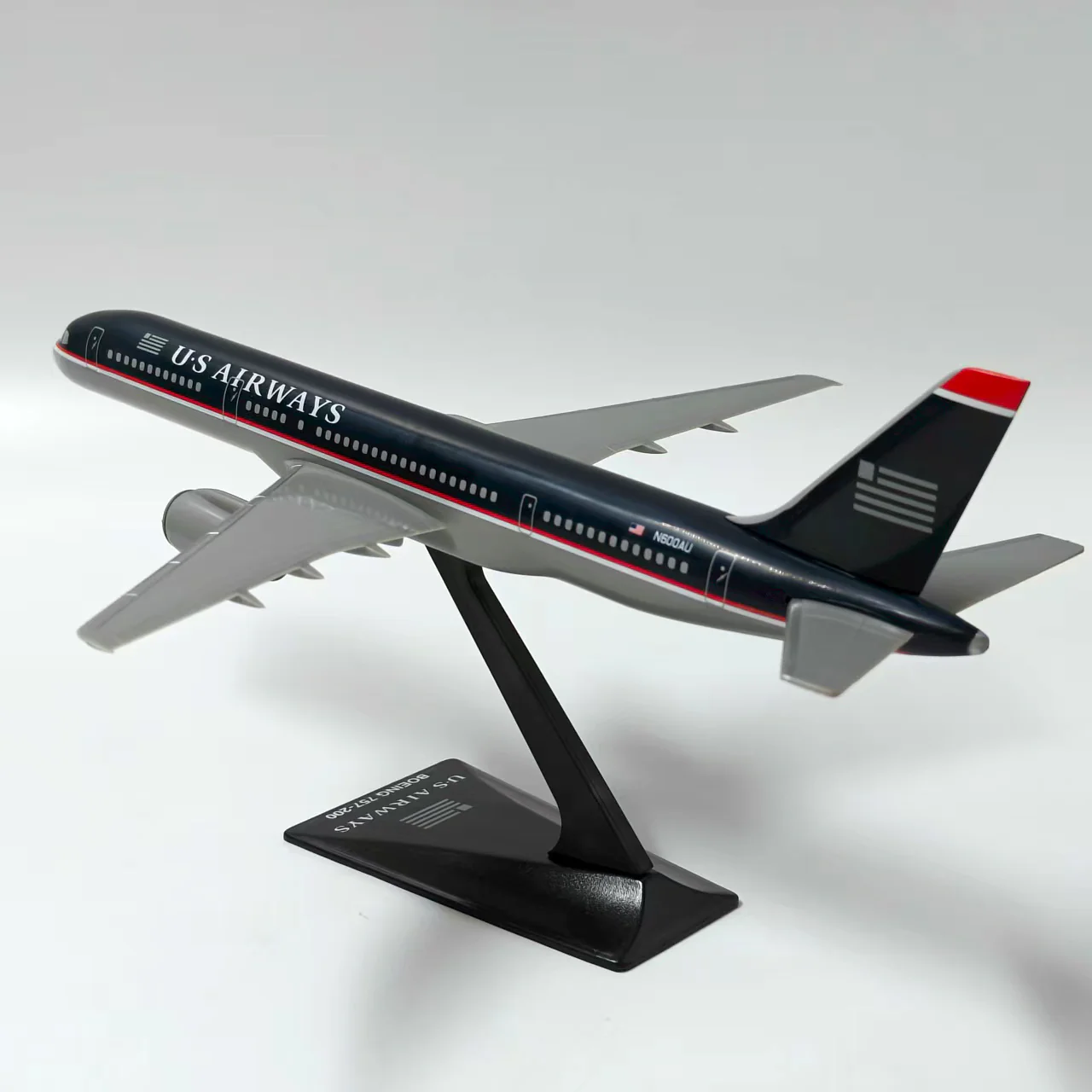 U·S AIRWAYS Boeing 757-200 Airplane Model (20CM) - Image 5